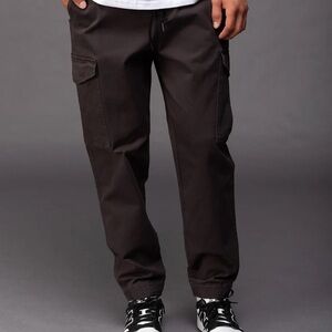 Tilly’s RSQ Twill Cargo Joggers Tapered Ankle Drawstring Men’s Size Medium